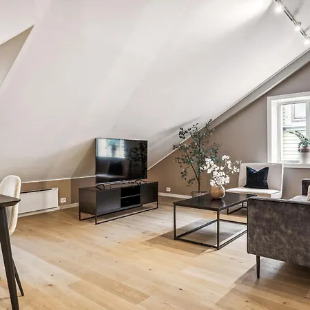 Beautiful 3-room Center Apartament
